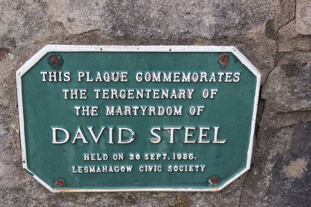 Monument to David Steel 